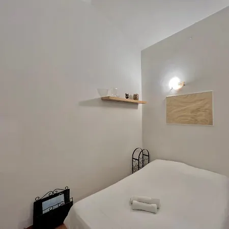 Independent House With Private Patio In * Rome