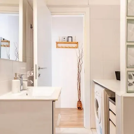 Independent House With Private Patio In Holiday home *